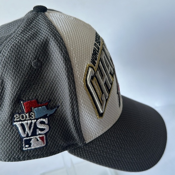 MLB NEW ERA Official On-Field Boston Red Sox World Series Champions 2013 Cap - Picture 3 of 9